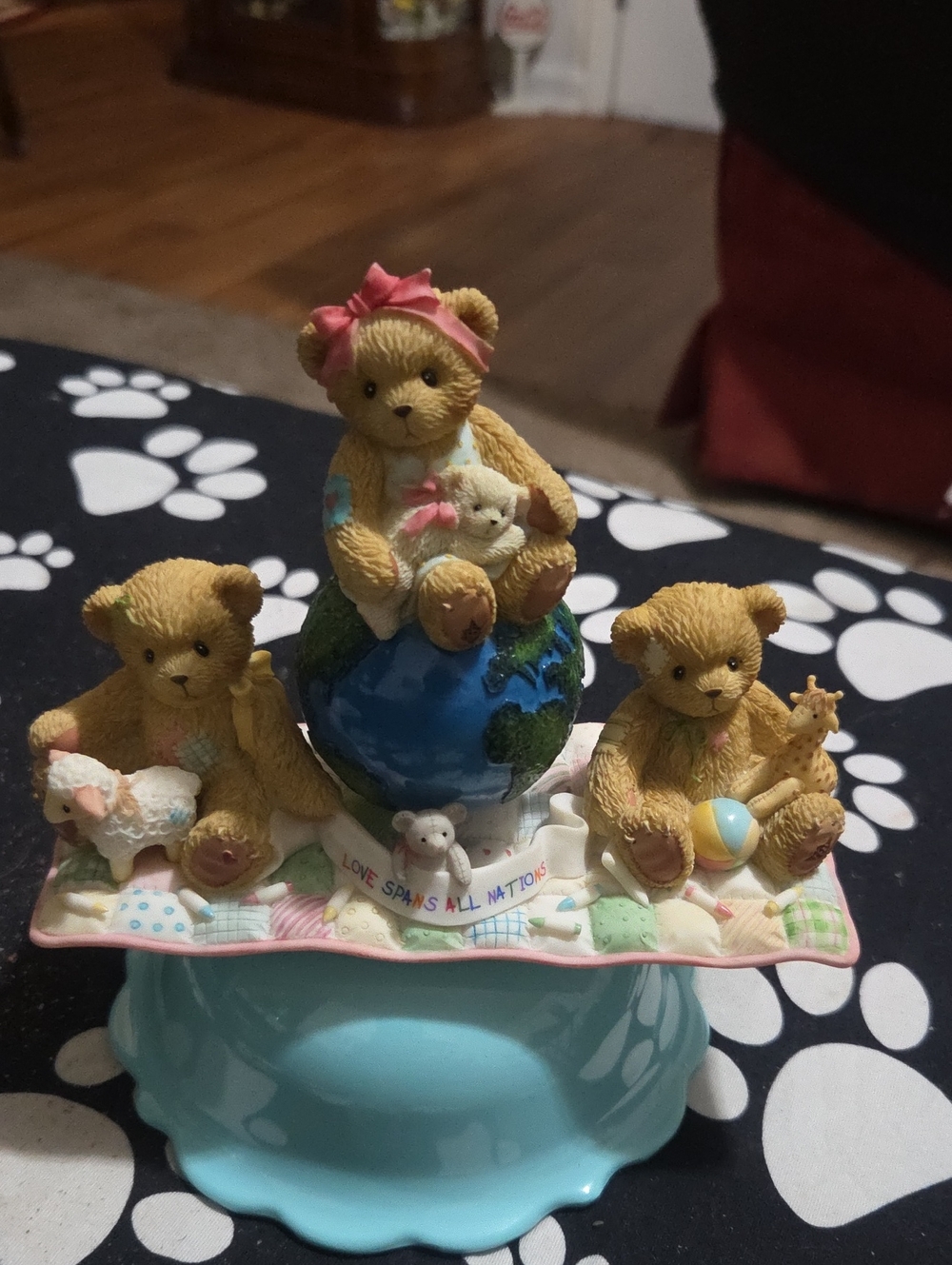 LIMITED EDITION "LOVE SPANS ALL NATIONS"CHERISHED TEDDIES Desiree Karina & Shawn